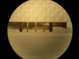 Laptop battery contacts