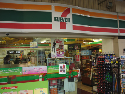 711